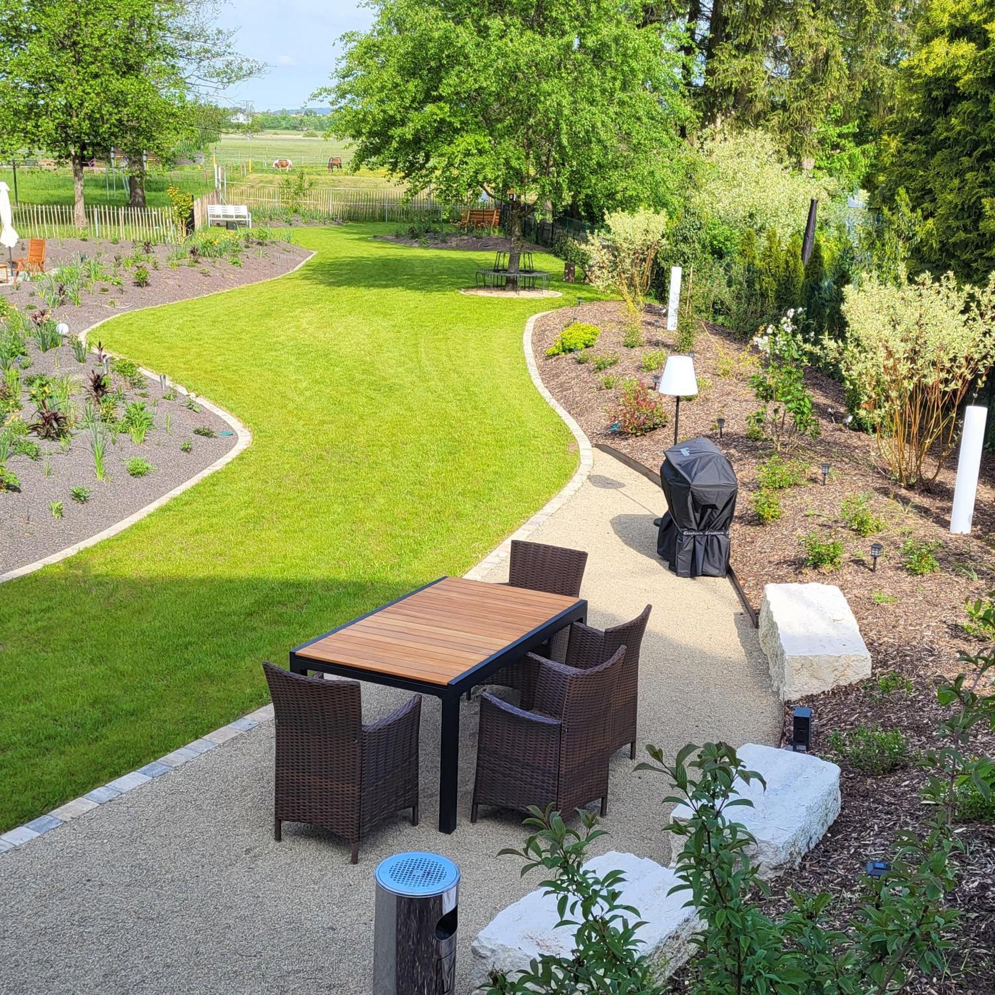 Komfort Ferienwohnungen Mit Wellness-Garten - Gaestehaus Am Bachlauf - Losheim Am See Zimmer foto
