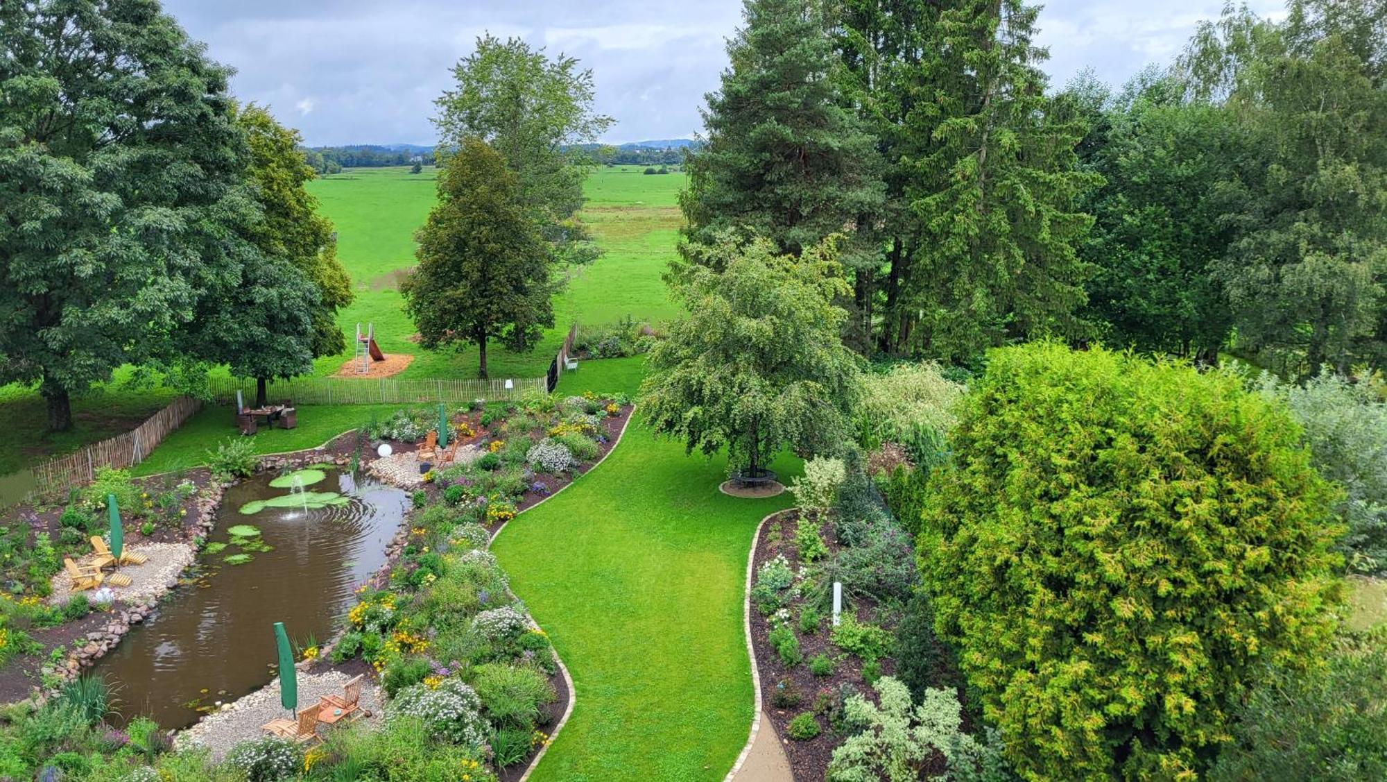 Komfort Ferienwohnungen Mit Wellness-Garten - Gaestehaus Am Bachlauf - Losheim Am See Zimmer foto